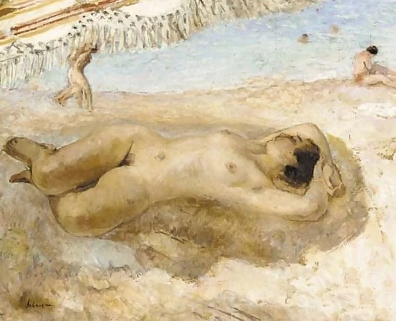 Nuda in spiaggia